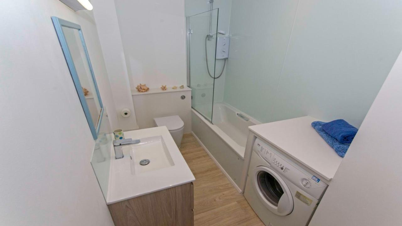 Clifton Court Apt 16 With Indoor Heated Pool & Sea Views Croyde Luaran gambar
