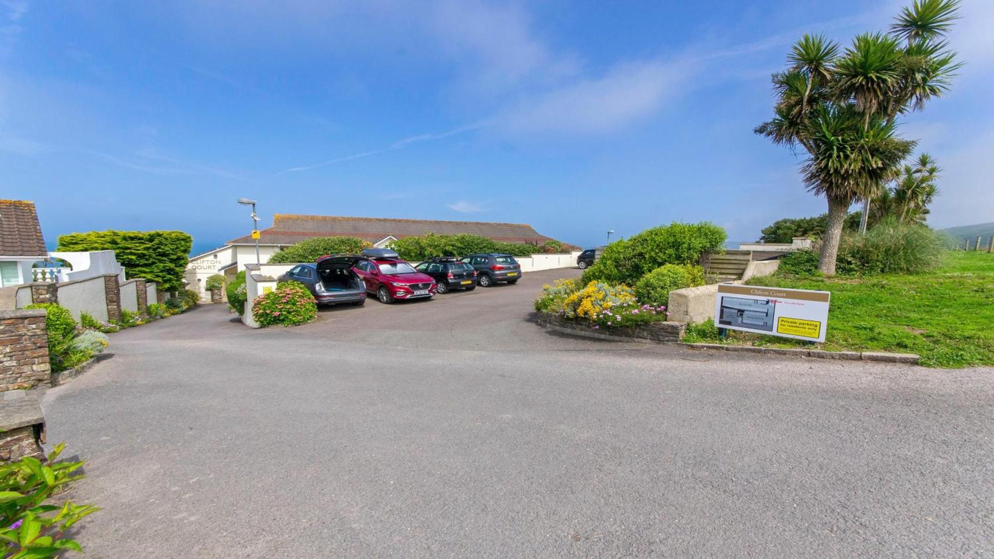 Clifton Court Apt 16 With Indoor Heated Pool & Sea Views Croyde Luaran gambar